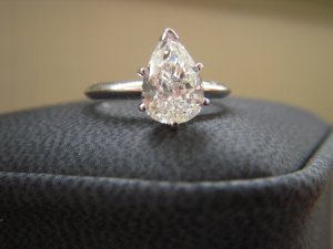 GOG Pear 011.JPG