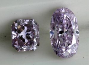 Violet_diamonds_wow.JPG