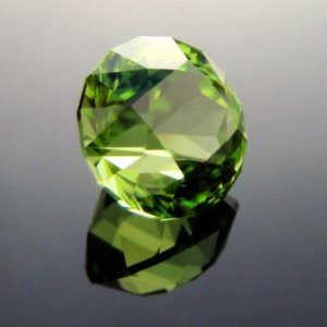 2.6ct Peridot.jpg