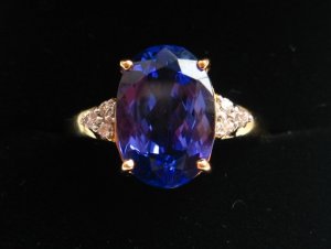 Tanzanite 4ct.jpg