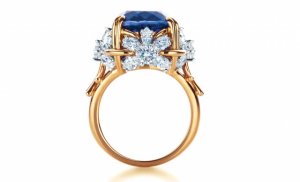 980x599-620TiffanySchlumbergerFlowerRingTanzanite.jpg