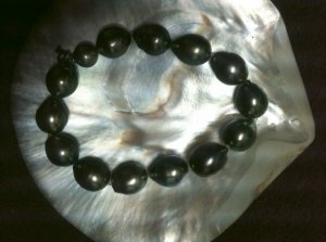 Drop shape bracelet.jpg