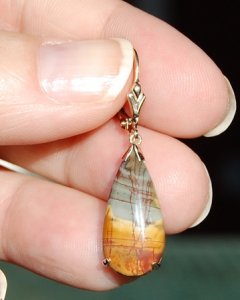 kiz-jasperearrings1.jpg