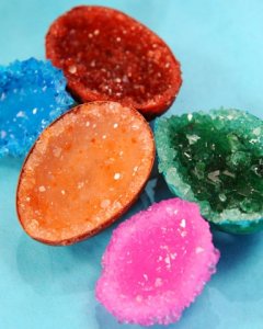 6134_041311_egg_geodes_hd.jpg 6134_041311_egg_geodes_hd.jpg