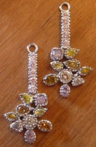Diamonds FCD earrings7.JPG