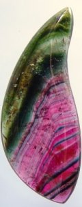 26.30 cts. Cabochon Polychrome tourmaline.jpg