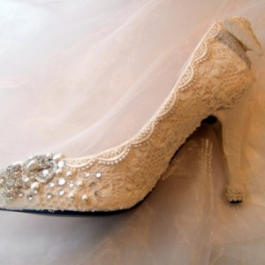 Lace & Crystal Shoe.jpg