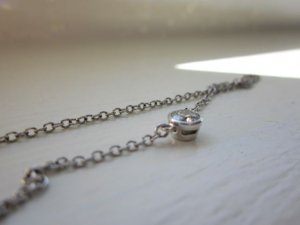 Bezelnecklace3.jpg