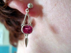 howjspinel_necklace_earrings_earshot2.JPG