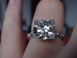 Anniversary ring 3.jpg