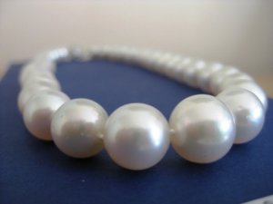 iheartbora_pearl02.JPG iheartbora_pearl02.JPG