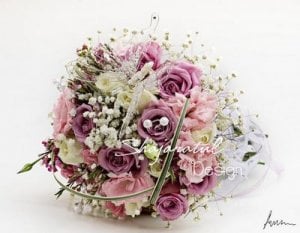 butterfly-wedding-hand-bouquet.jpg