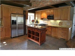 beachhousekitchen.jpg