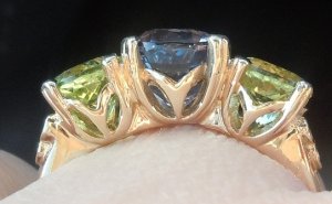 TLspinelchrysring4.jpg TLspinelchrysring4.jpg