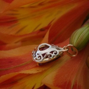 HoW Spess Pendant 3.jpg HoW Spess Pendant 3.jpg