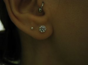 Earrings 04-2.JPG