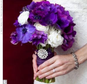 cascading-wedding-bouquet-photos-2.jpg