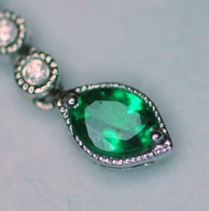 tsav pendant2.JPG tsav pendant2.JPG