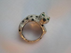 Cartier Emerald and Diamond Panther ring.jpg Cartier Emerald and Diamond Panther ring.jpg