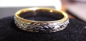 ring06sm.jpg