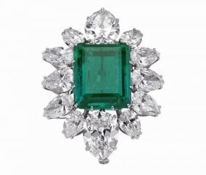 Elizabeth-Taylor-emerald-jewelry.jpg