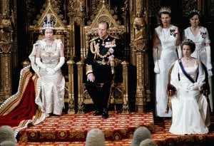 queen-marriage-14--a.jpg