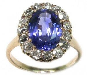 victorian sapphire ir 3,1 carat.jpg