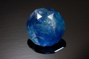 2.4ct sri lanka sapphire.jpg