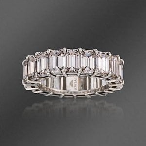 Kwiat 8.95ct 19 stone EC eternity band Front View.jpg Kwiat 8.95ct 19 stone EC eternity band Front View.jpg