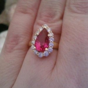 pearspinel2.jpg pearspinel2.jpg