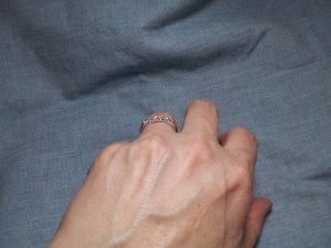 DiamondBand02.jpg DiamondBand02.jpg