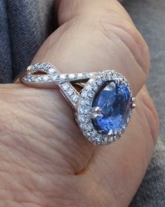 Medium Blue Sapphire (7).JPG