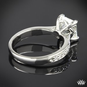 Platinum-Diamond-Engagement-Ring-By-Whiteflash-31985-b.jpg