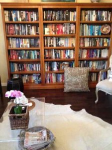 books in living room3.jpg