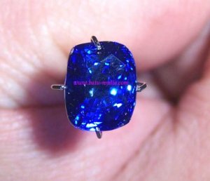 finesapphirecolor.jpg