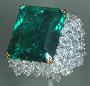 Chalk_emerald.jpg