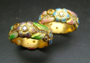 XidniDesigns-etsy-plique-a-jour-$1250ea.png