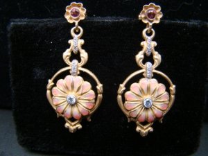 xidni-sunflwr-petal-earrings-$885.jpg
