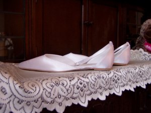 DIY Crystal Shoes Before Pic 2.JPG DIY Crystal Shoes Before Pic 2.JPG