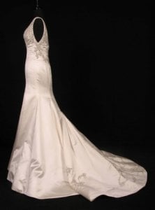 reem_acra_everlasting_wedding_dresses_3521_view2.jpg