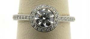 Engagement Ring.JPG Engagement Ring.JPG