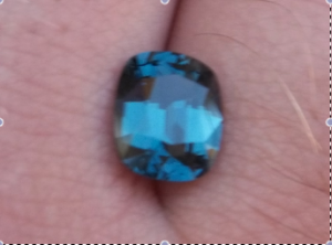 Blue Spinel hand 3 - jeffdvs101.png