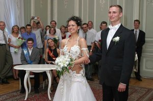 naked_bride.jpg