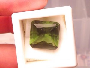 moldavite.jpg