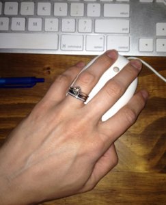 handwithmouse3.jpg