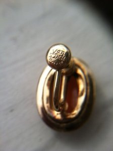 earring2.jpg