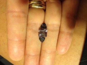 spinel_garnet_3_stone_greenish.jpg