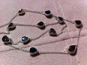 pear_necklace2.jpg