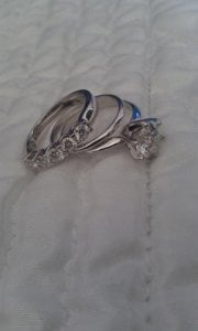 ajrings4.jpg ajrings4.jpg
