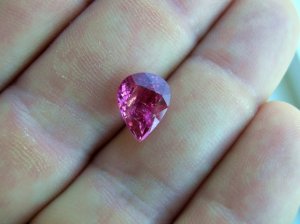 med_dk_pink_tourm.jpg med_dk_pink_tourm.jpg